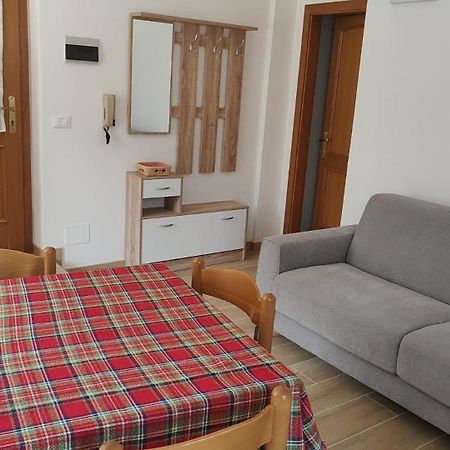 モルヴェーノCasa Lucianerアパートメント エクステリア 写真