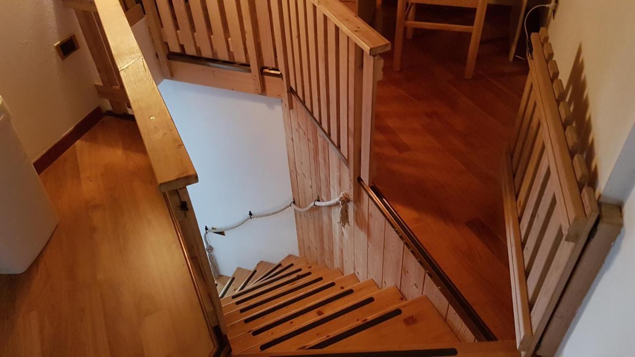 モルヴェーノCasa Lucianerアパートメント エクステリア 写真